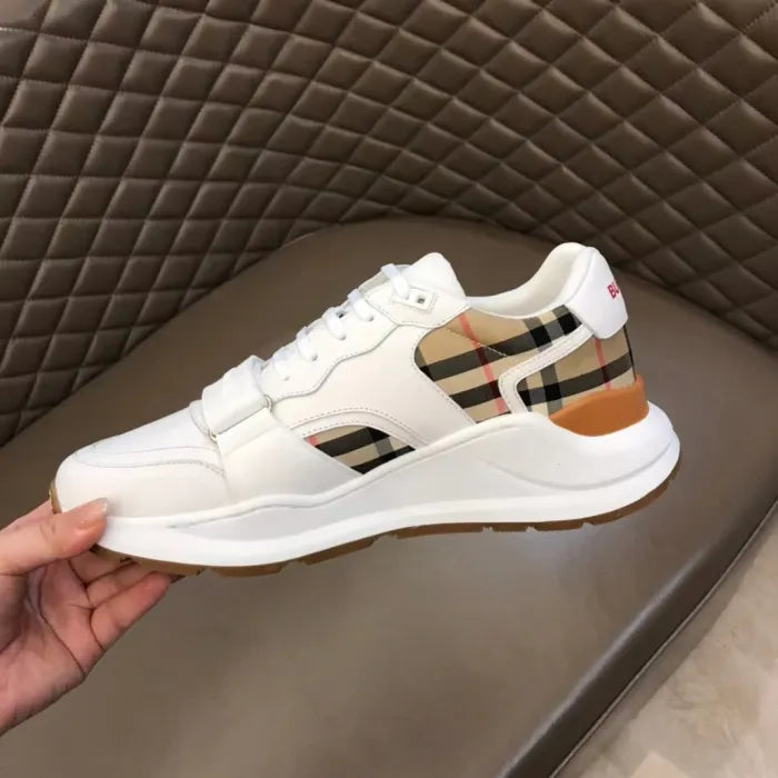 B - SNEAKERS