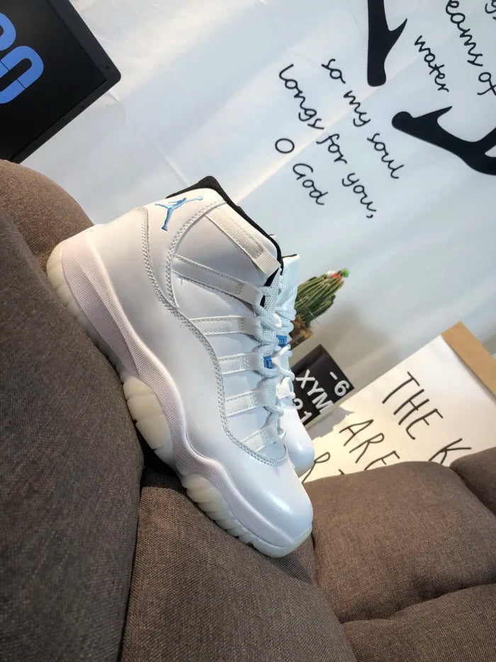 N - SNEAKERS
