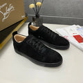 C - SNEAKERS