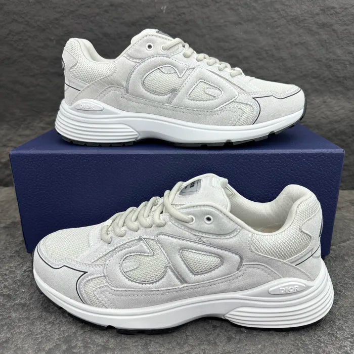 D - SNEAKERS