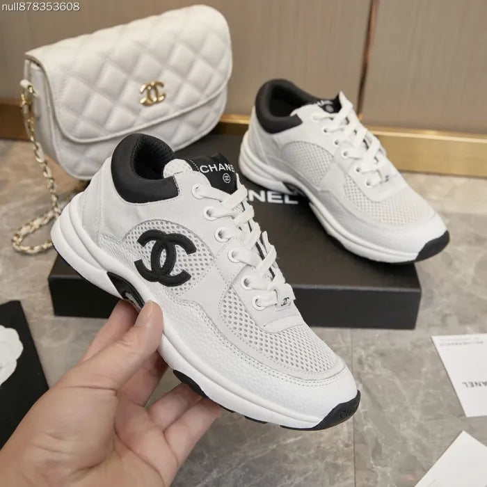 C - SNEAKERS