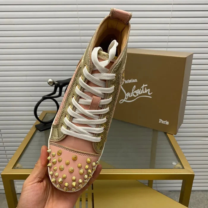 A - SNEAKERS