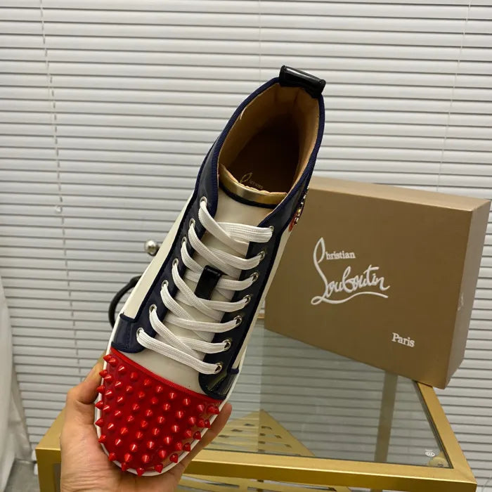 A - SNEAKERS