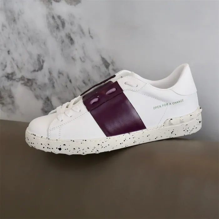 V - SNEAKERS