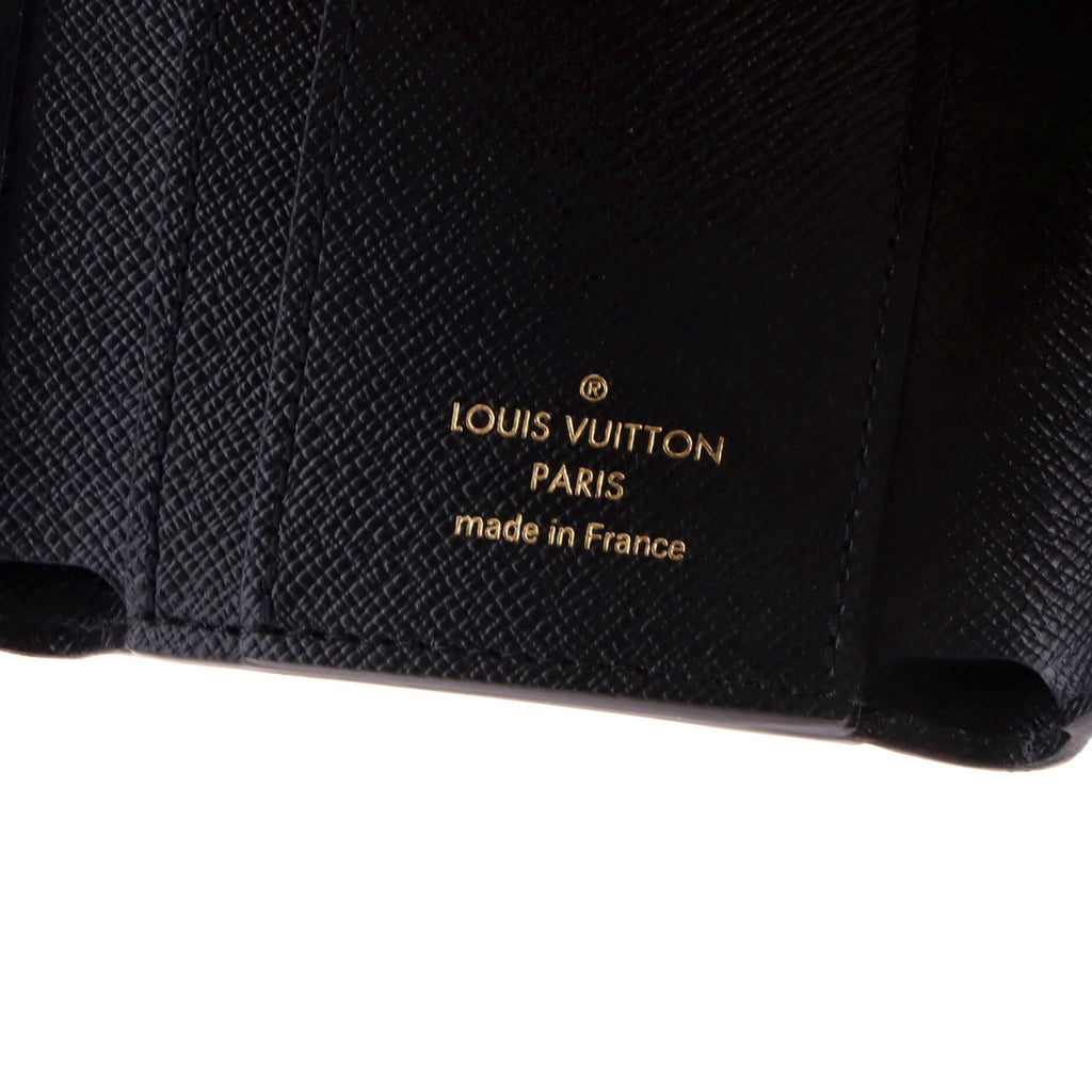 Zoe Wallet Reverse Monogram Giant