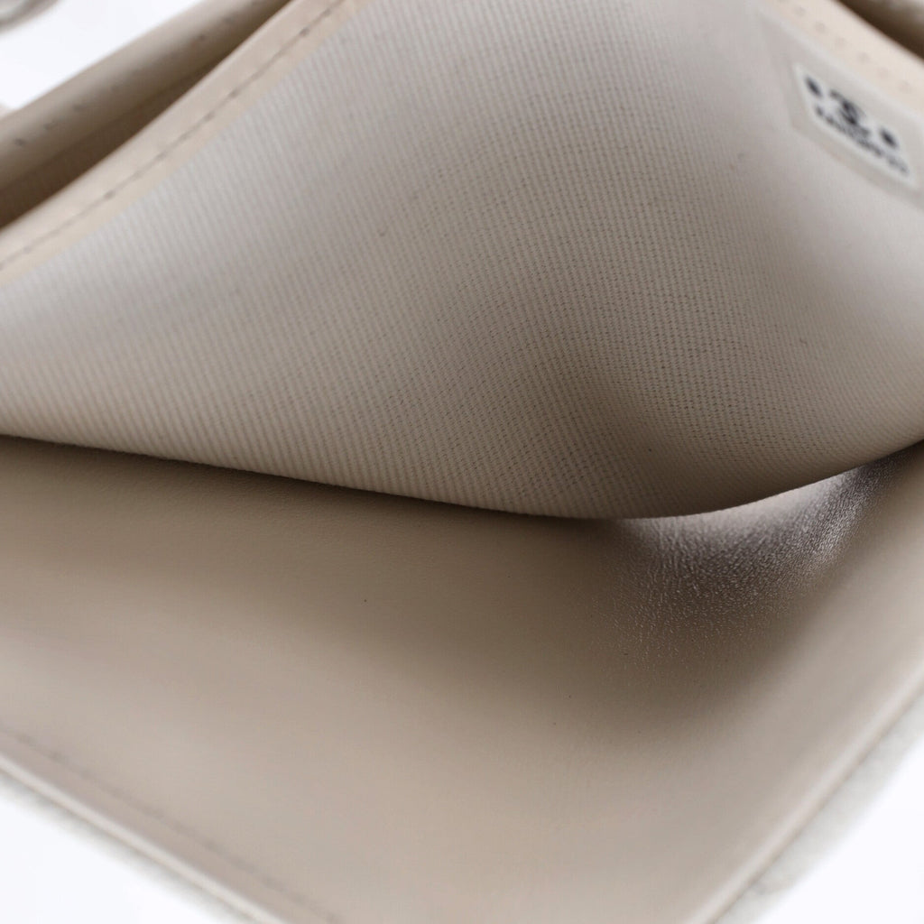 CC Compact Classic Flap Wallet Quilted Caviar