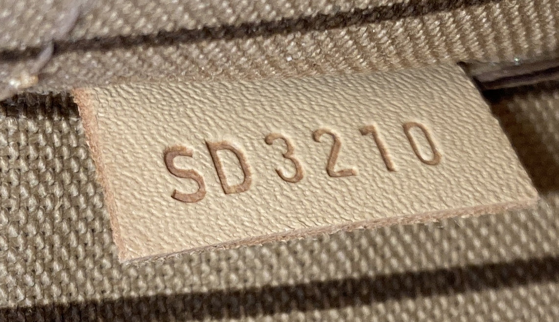 Neverfull Pochette Monogram Canvas Large