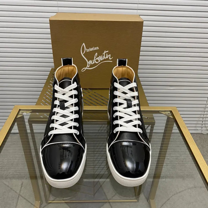 C - SNEAKERS