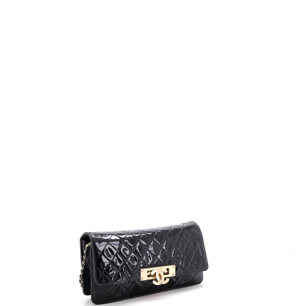 Golden Class Wallet on Chain Quilted Patent East West