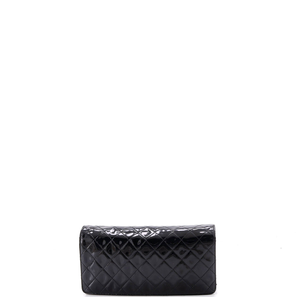 Golden Class Wallet on Chain Quilted Patent East West