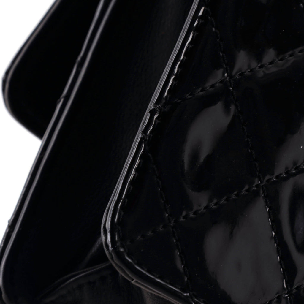 Golden Class Wallet on Chain Quilted Patent East West