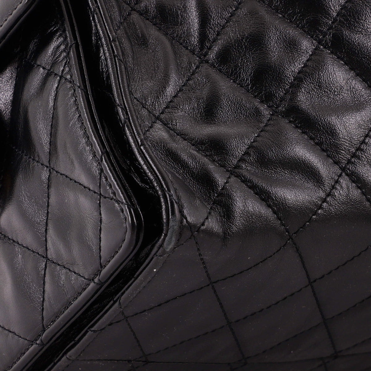 25 Hobo Bag Quilted Shiny Crumpled Calfskin Medium