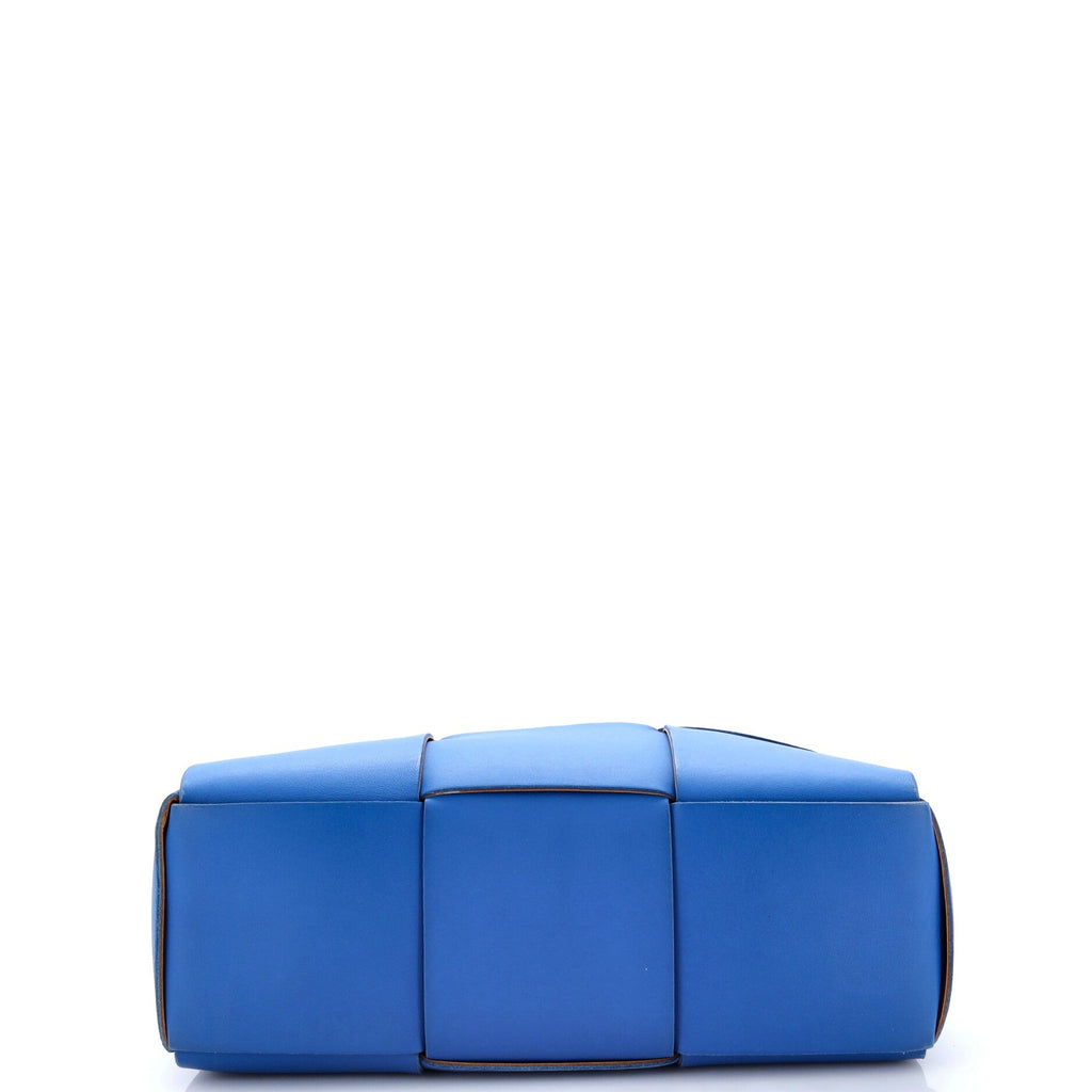 Arco Tote Maxi Intrecciato Leather Medium