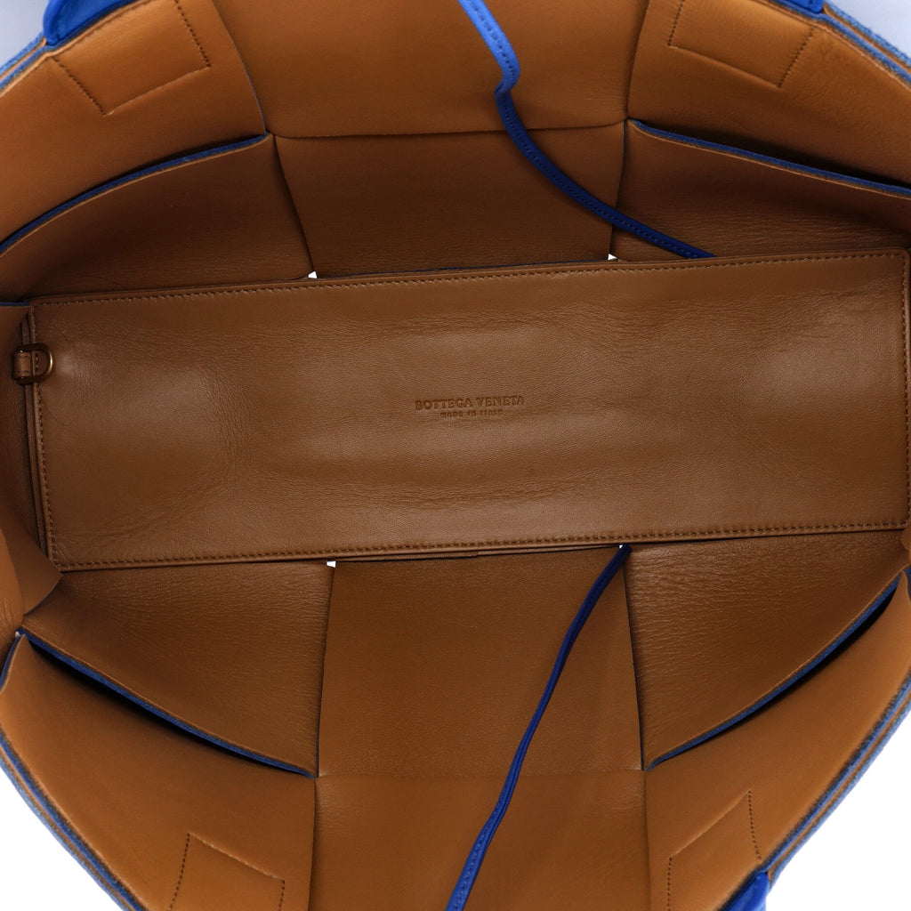 Arco Tote Maxi Intrecciato Leather Medium