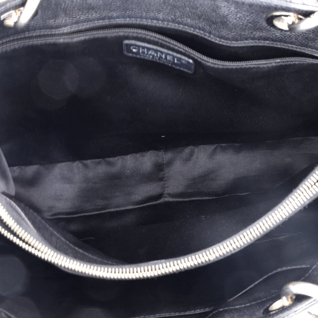 Grand Shopping Tote Quilted Caviar