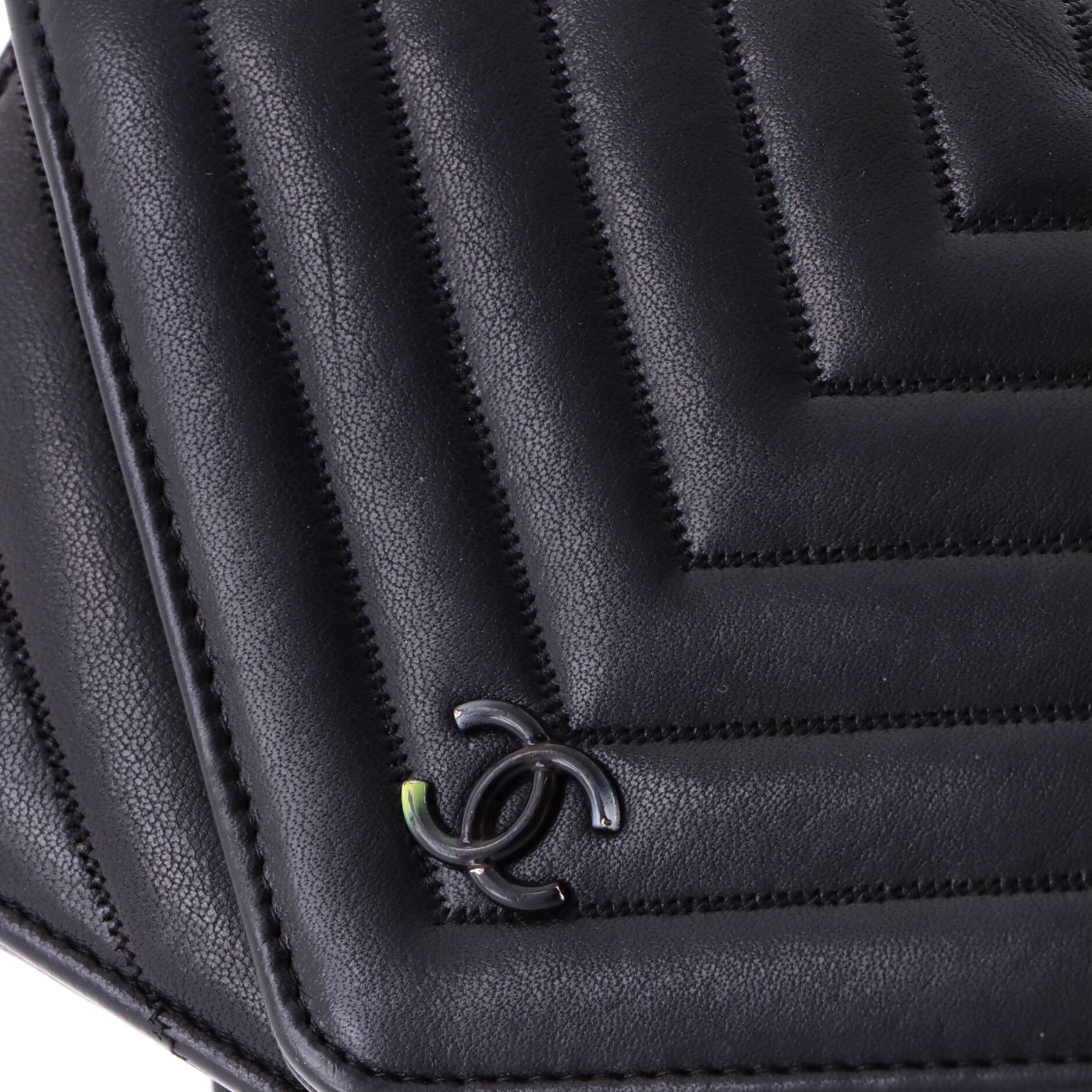 Envelope Wallet on Chain Chevron Sheepskin