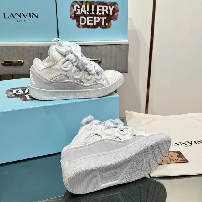 L - SNEAKERS