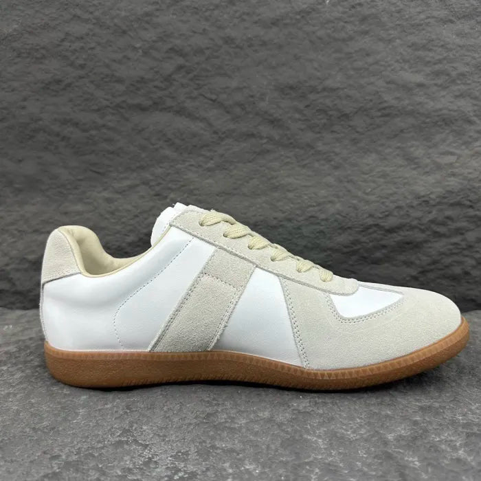 M - SNEAKERS