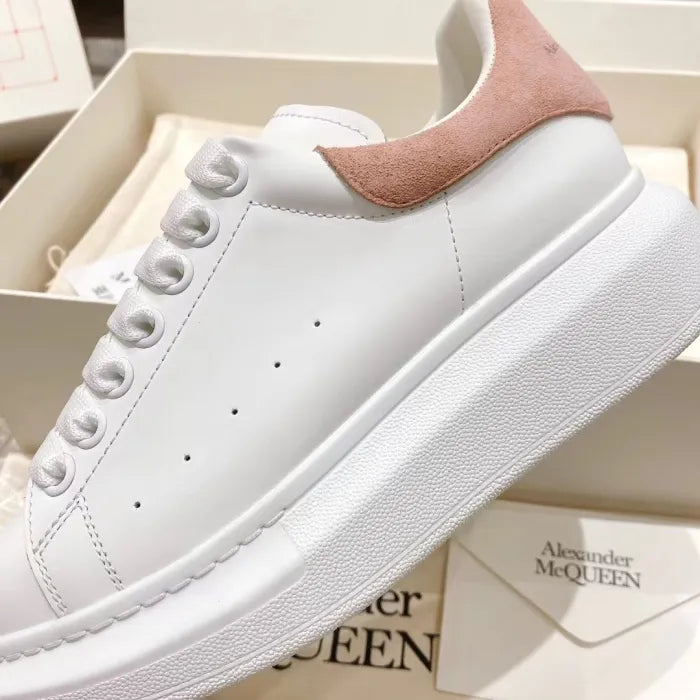 A - SNEAKERS