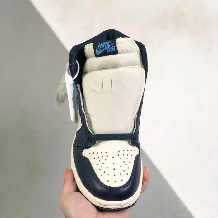N - SNEAKERS