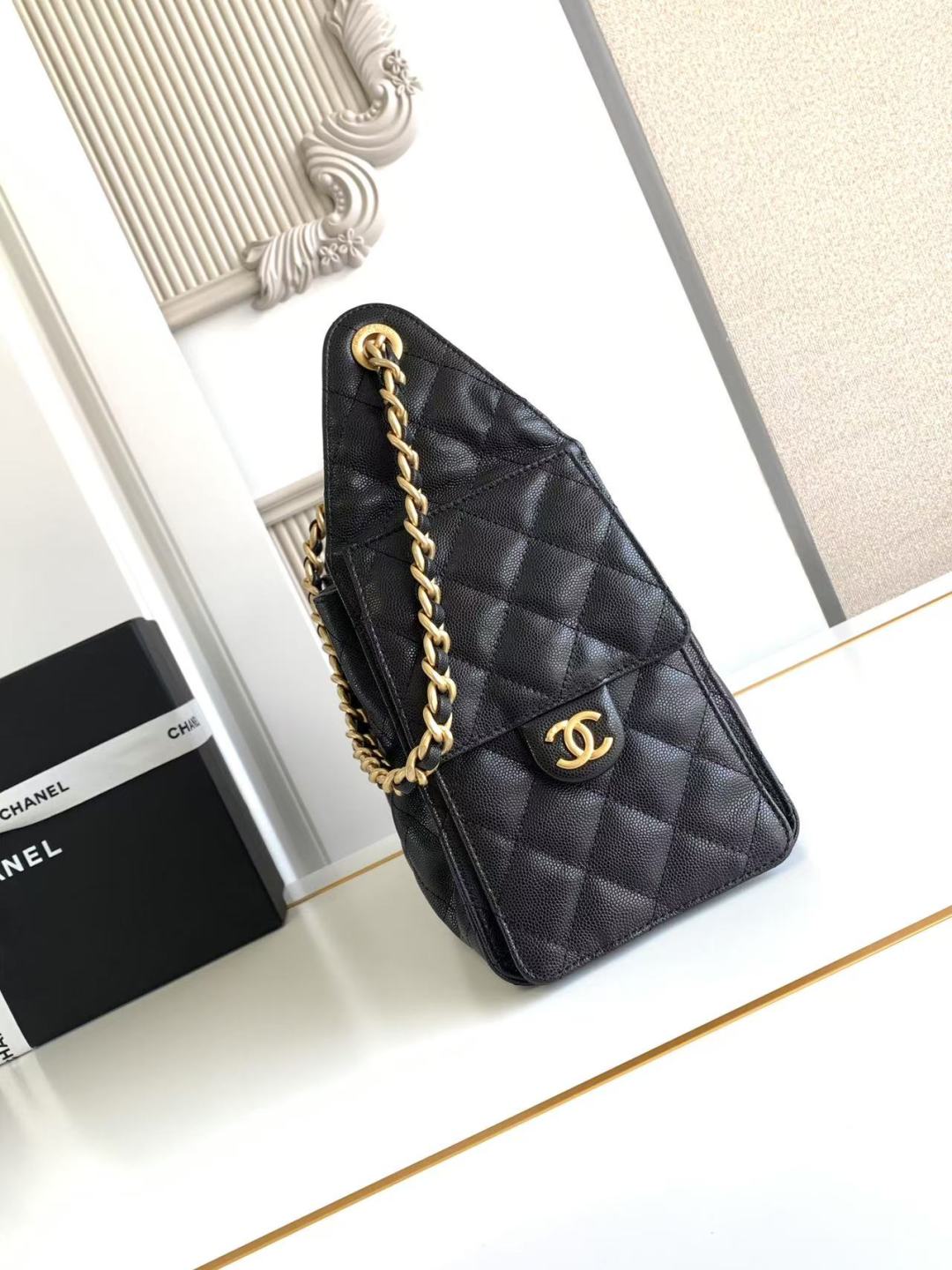 26 Small Handbag Grained Calfskin & Gold-Tone Metal Bag