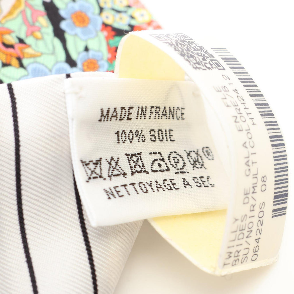 Hermes Brides de Gala en Fleurs Silk Scarf