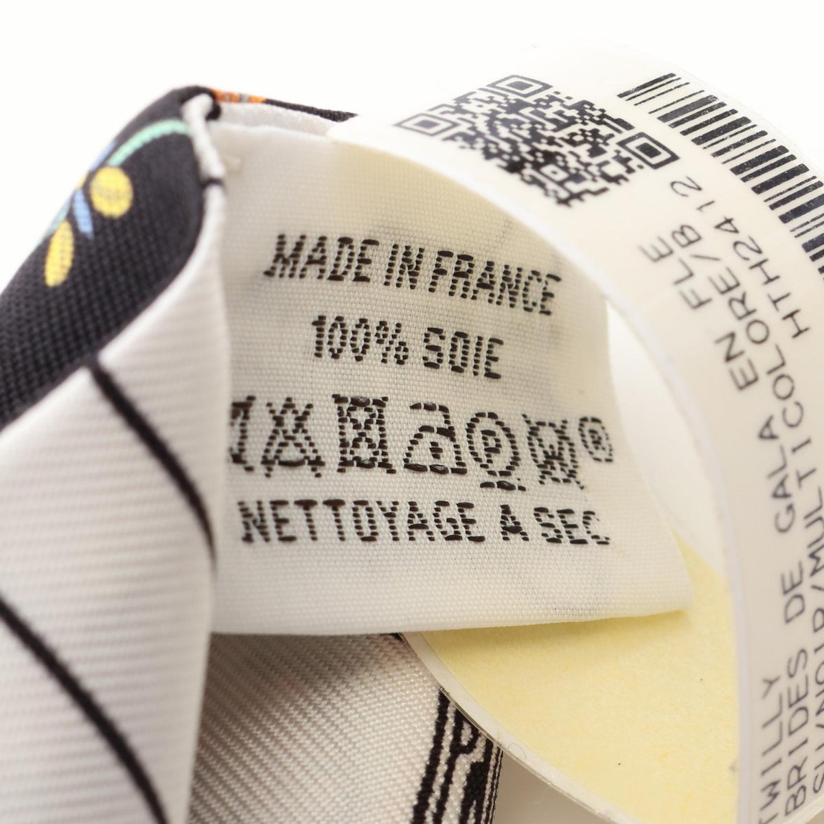 Hermes Brides de Gala en Fleurs Silk Twilly Scarf