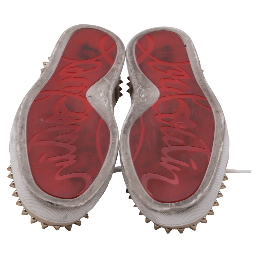 Women's Christian Louboutin Louis Junior Spikes Sneakers in Beige Suede