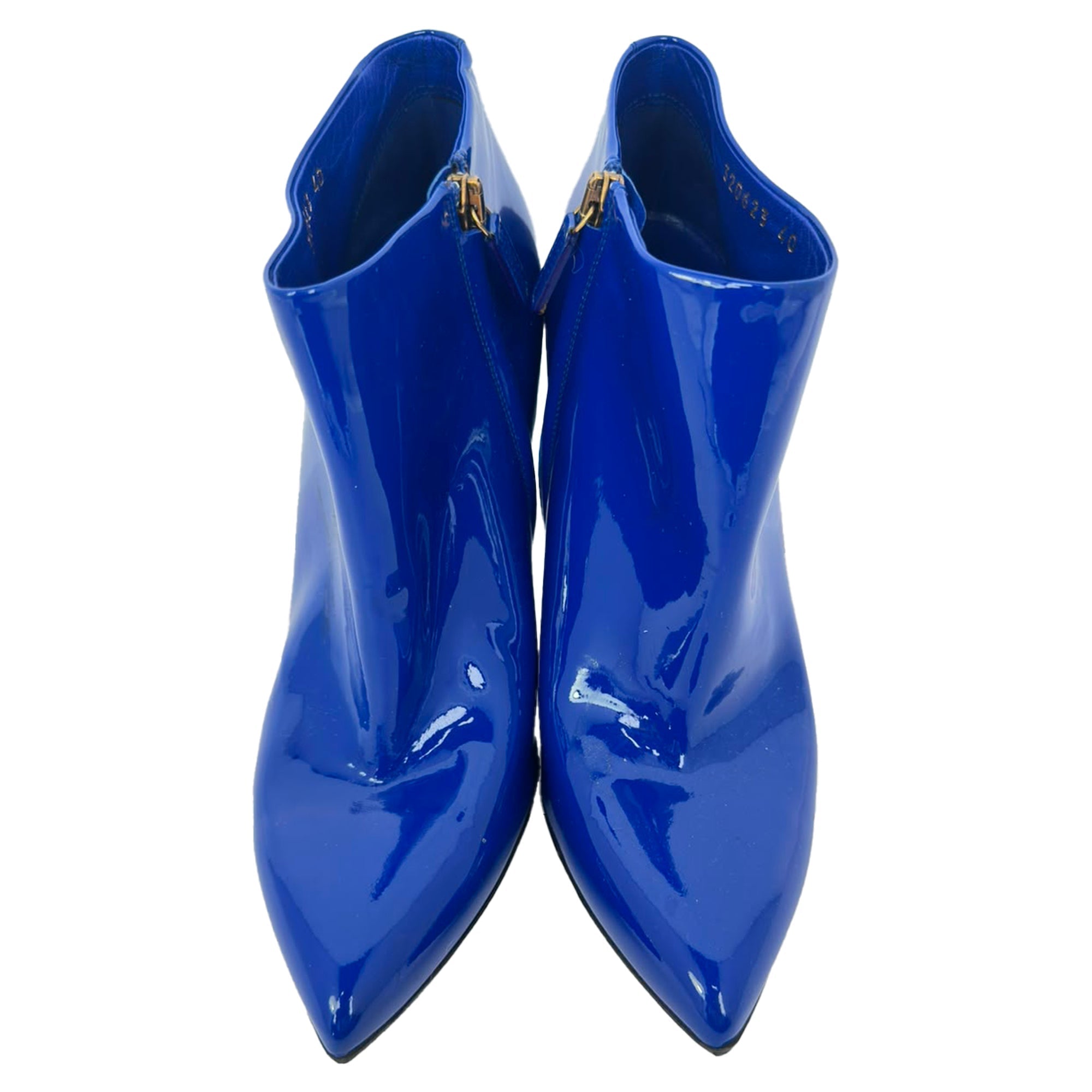 Women's Gucci Pointed Toe Ankle Boots in Blue Patent Leather
