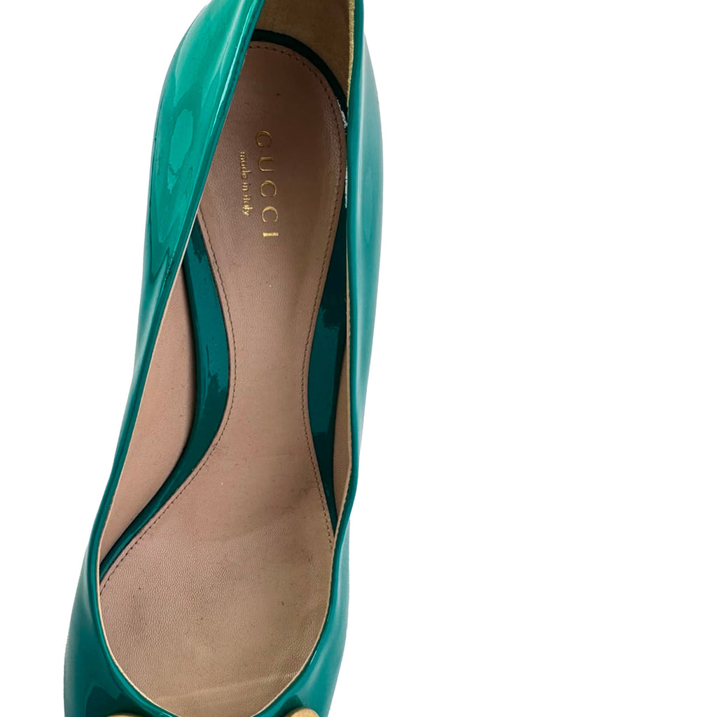 Women's Gucci New Hollywood Horsebit Peep Toe Pumps in Turquoise Patent Leather