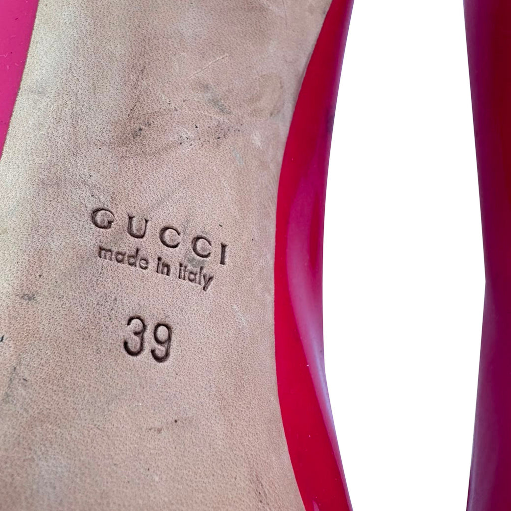 Women's Gucci New Hollywood Horsebit Peep Toe Pumps in Pink Patent Leather