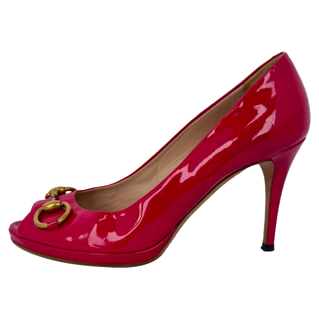 Women's Gucci New Hollywood Horsebit Peep Toe Pumps in Pink Patent Leather