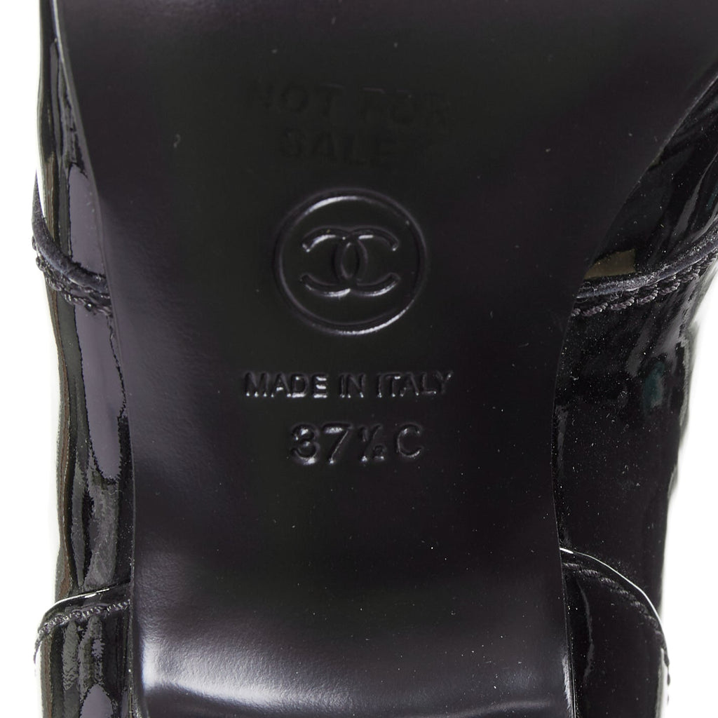 Women's Chanel 2018 Patent Pointed Oxford