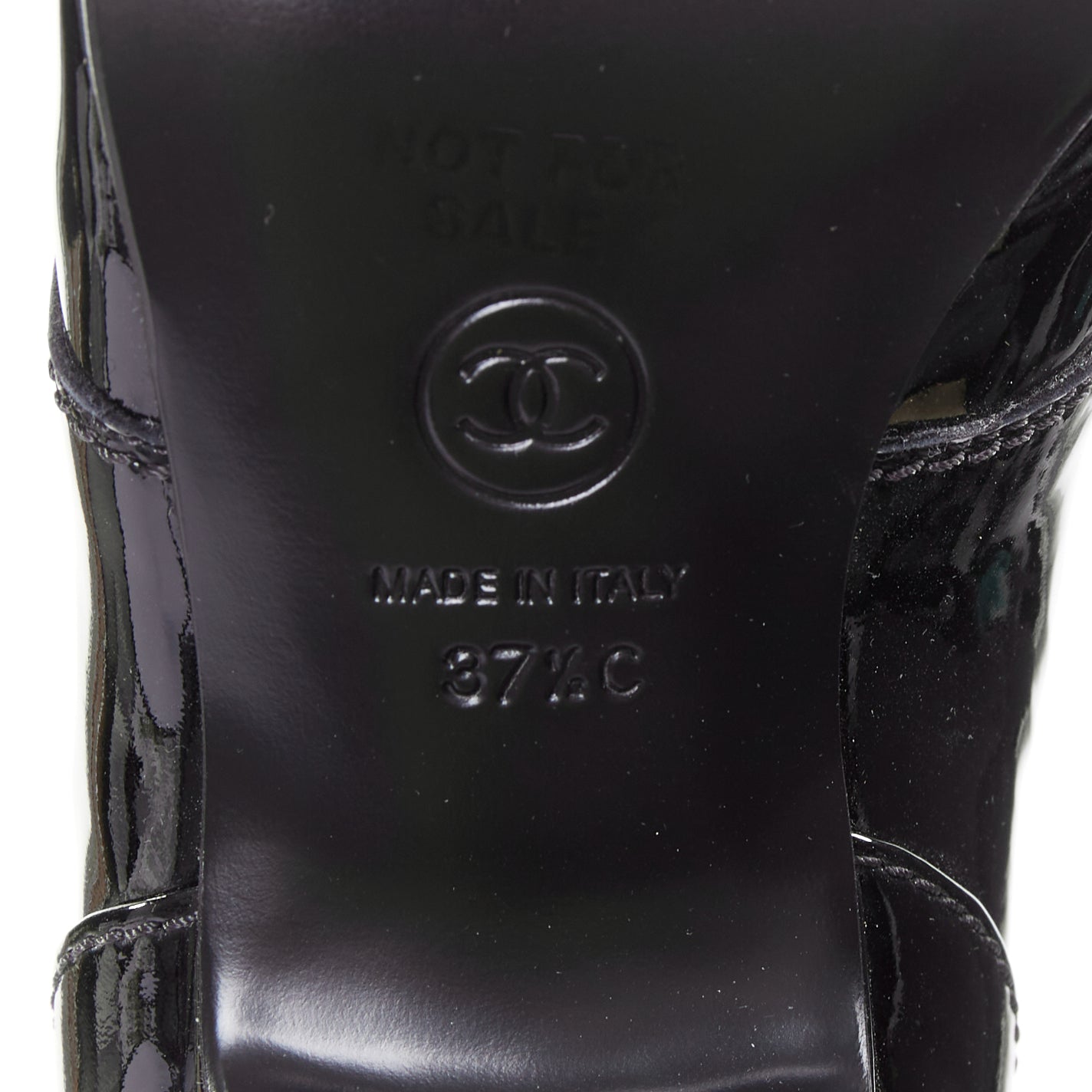 Women's Chanel 2018 Patent Pointed Oxford