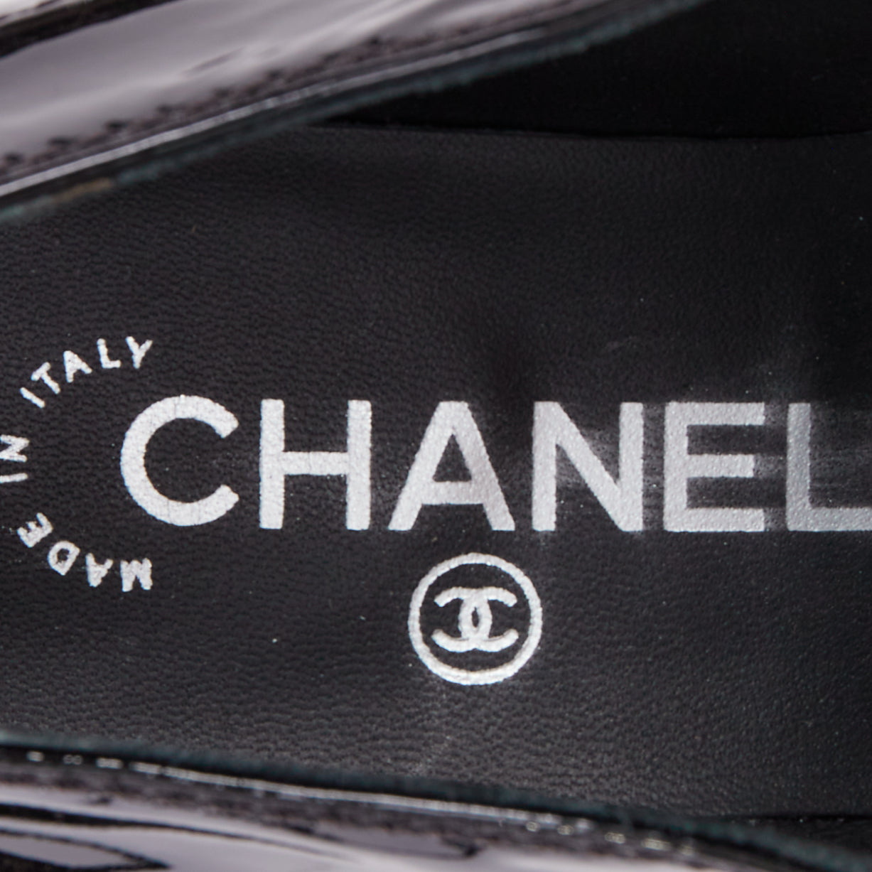 Women's Chanel 2018 Patent Pointed Oxford