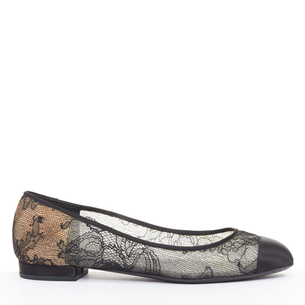 Women's Chanel CC Logo Lace Ballet Flats
