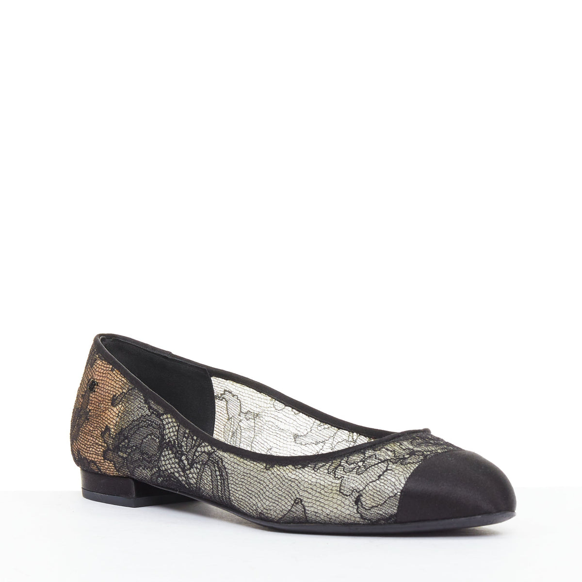 Women's Chanel CC Logo Lace Ballet Flats