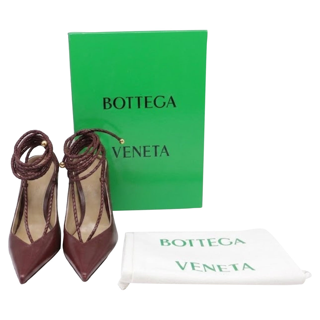 Women's Bottega Veneta Spritz Pumps in Red Leather