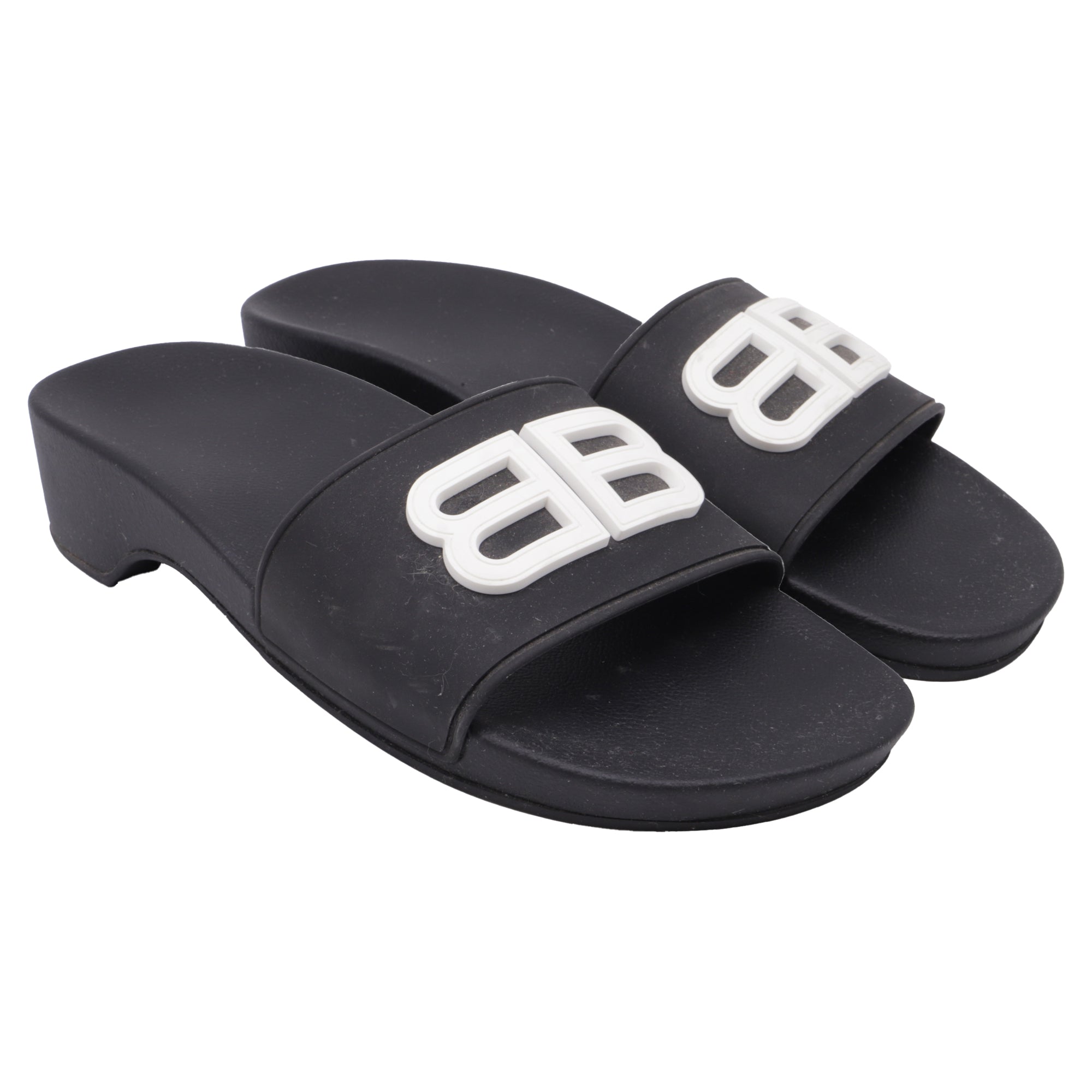 Women's Balenciaga BB Pool Clogs in Black Rubber