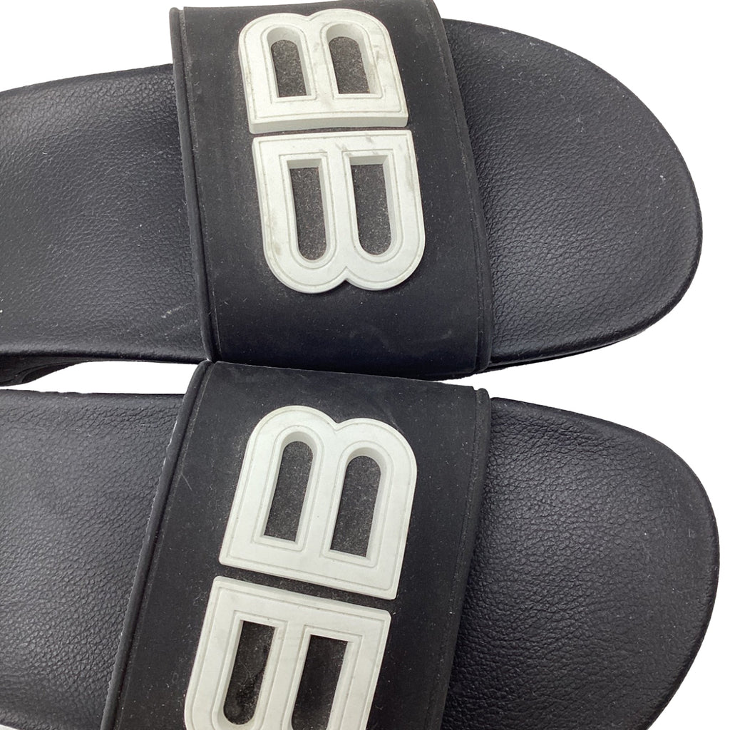 Women's Balenciaga BB Pool Clogs in Black Rubber