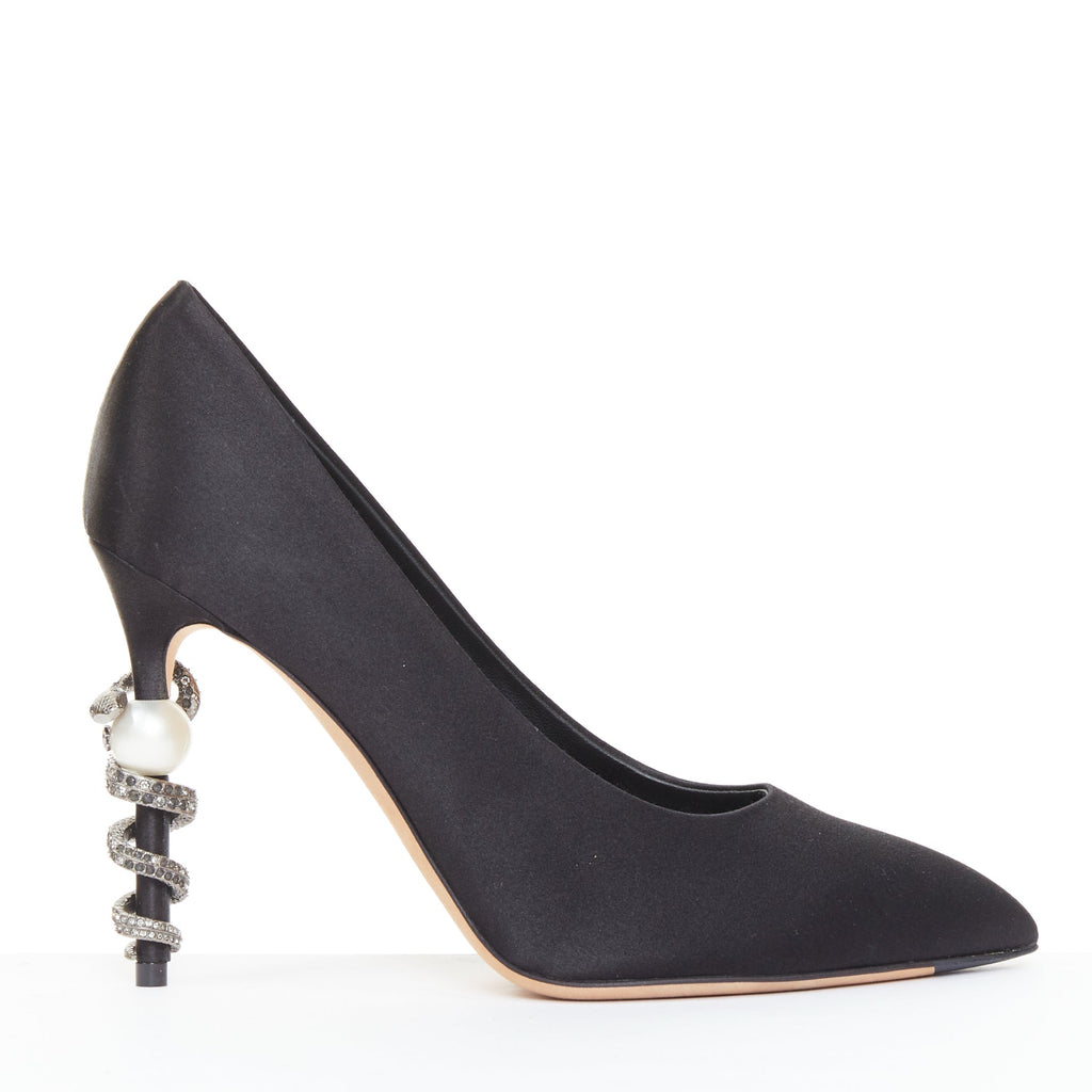 Women's Chanel Serpent Pearl satin CC pearl snake heel pump