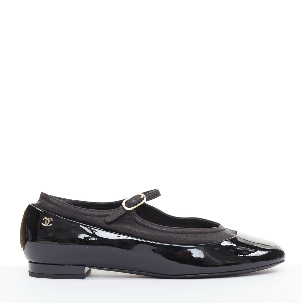 Women's Chanel patent leather silver CC logo mary jane ballet flats
