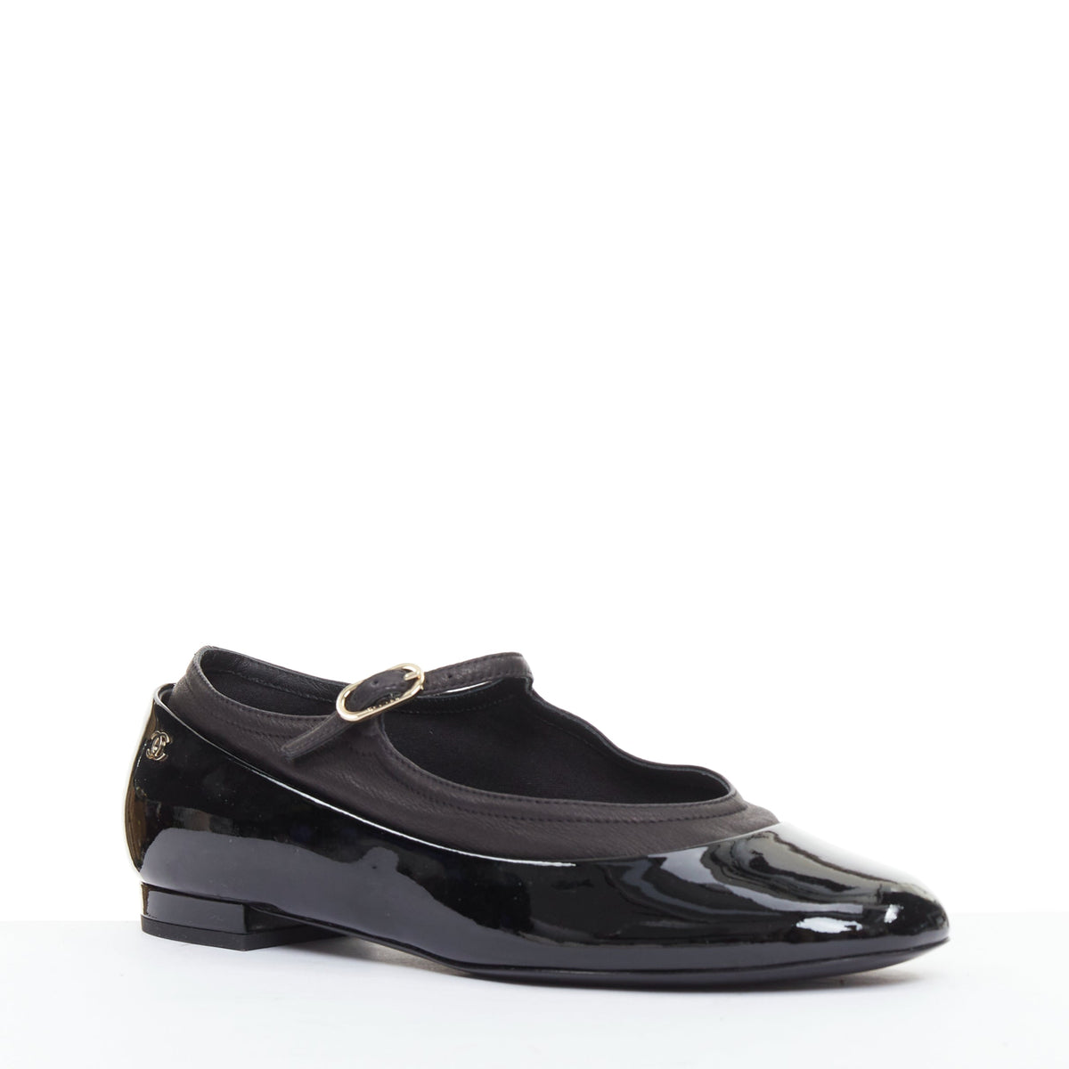 Women's Chanel patent leather silver CC logo mary jane ballet flats