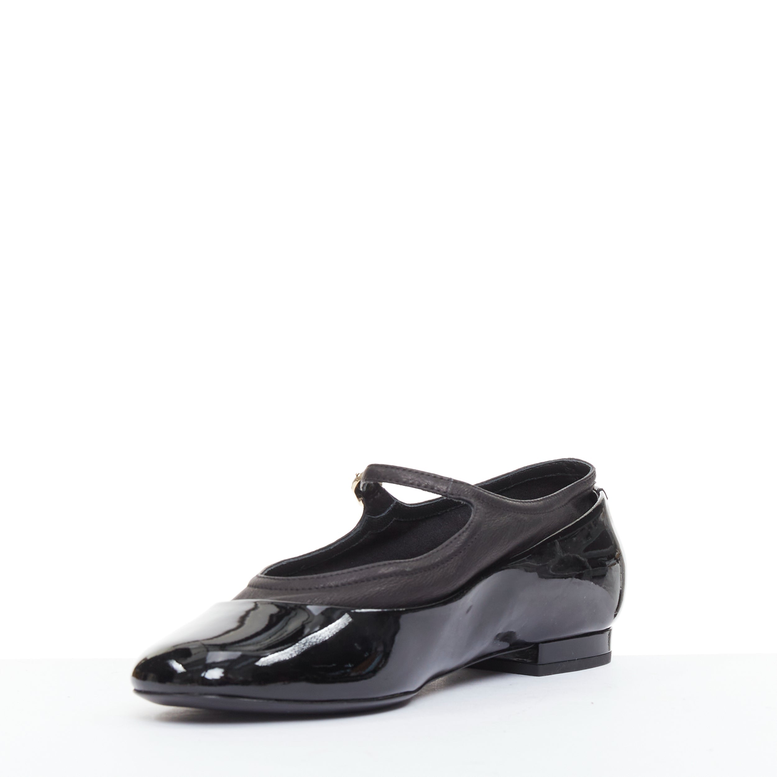 Women's Chanel patent leather silver CC logo mary jane ballet flats