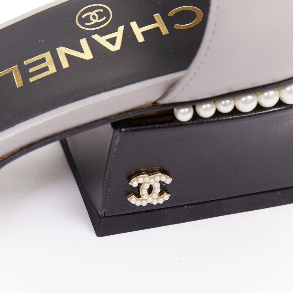 Women's Chanel grey leather pearl trimmed CC logo block heel pumps