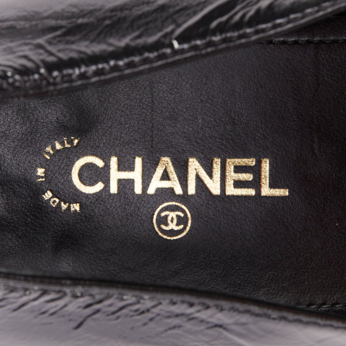 Women's Chanel black textured calfskin gold CC chain link moccasin