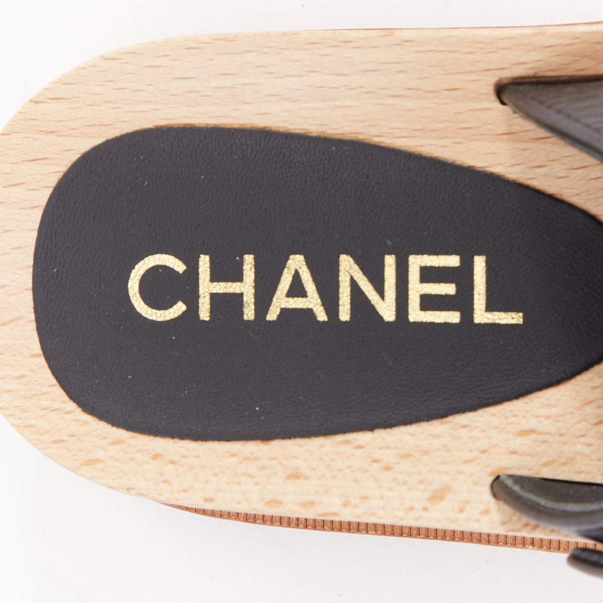 Women's Chanel black calfskin chain buckle wooden slide wedge sandals