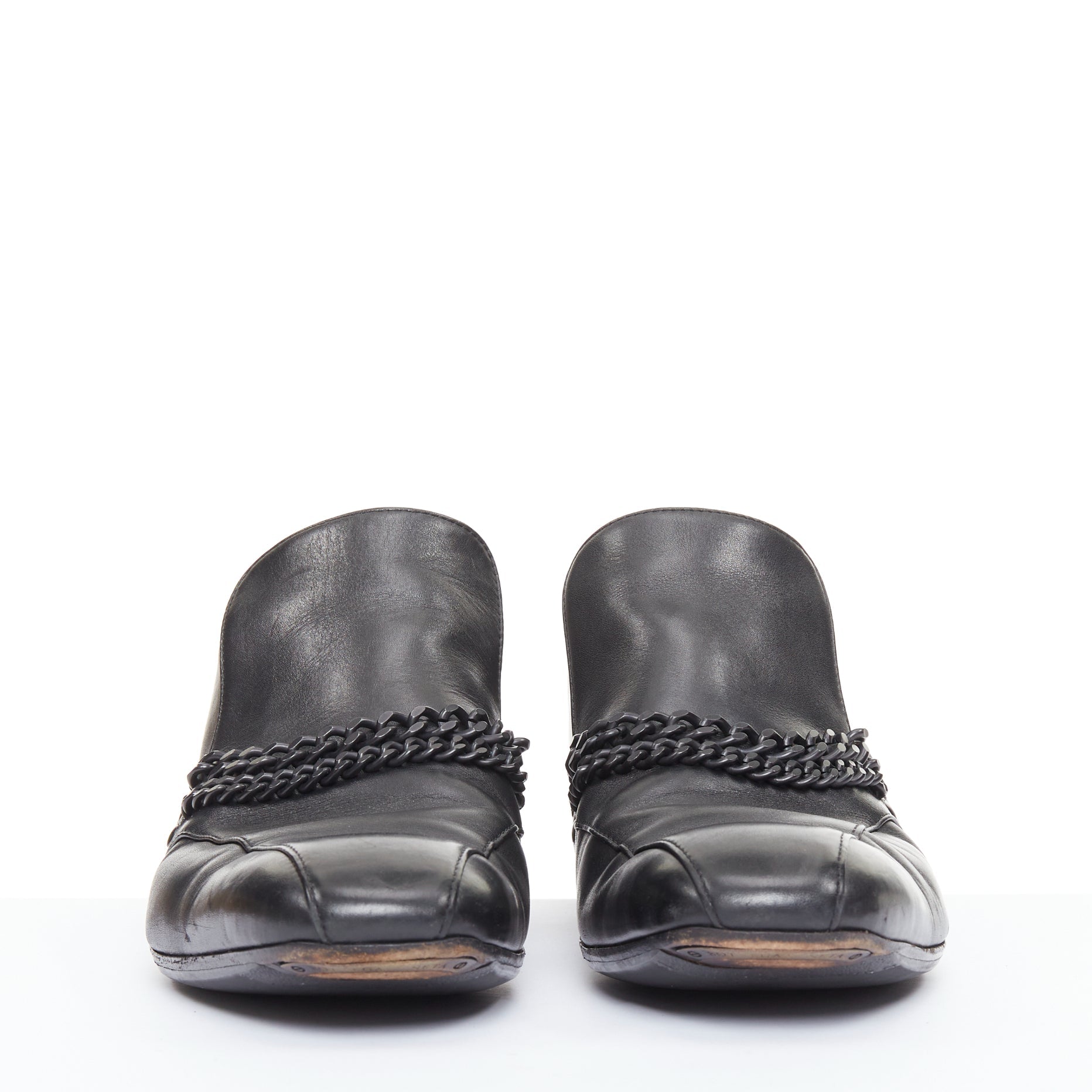 Men's Bottega Veneta black leather dual tonal chain loafers
