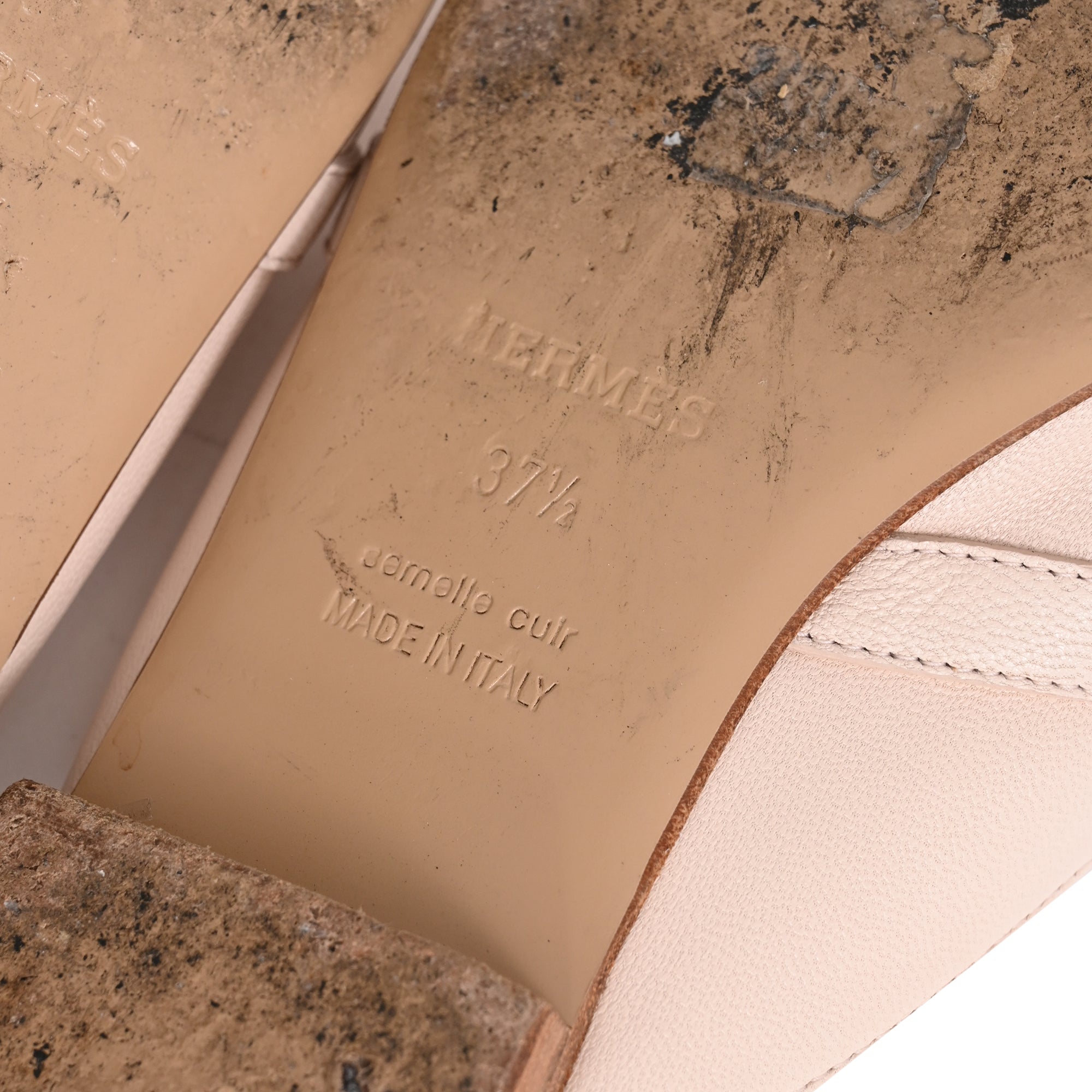 Women's Hermès Oz Mules in Beige Leather