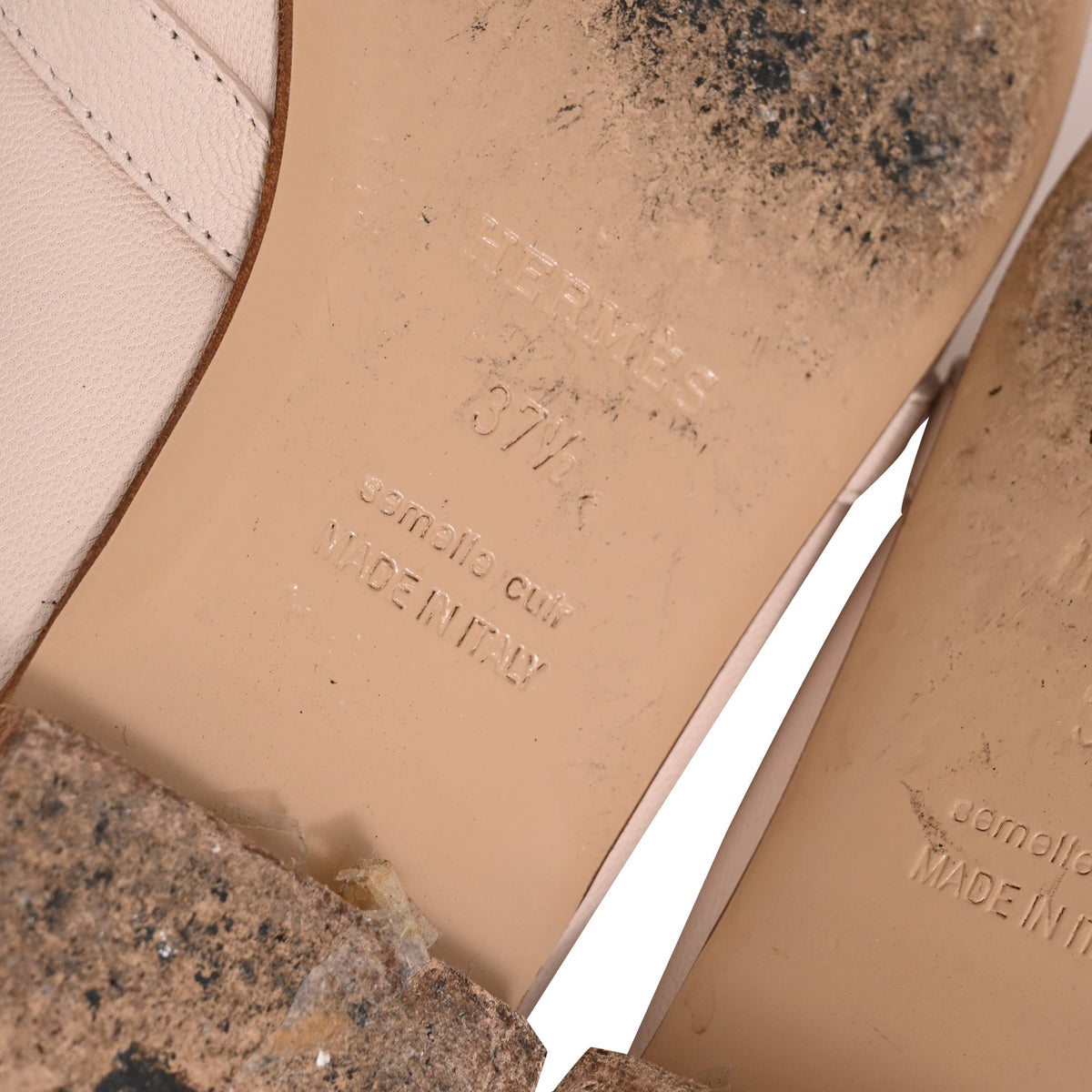 Women's Hermès Oz Mules in Beige Leather